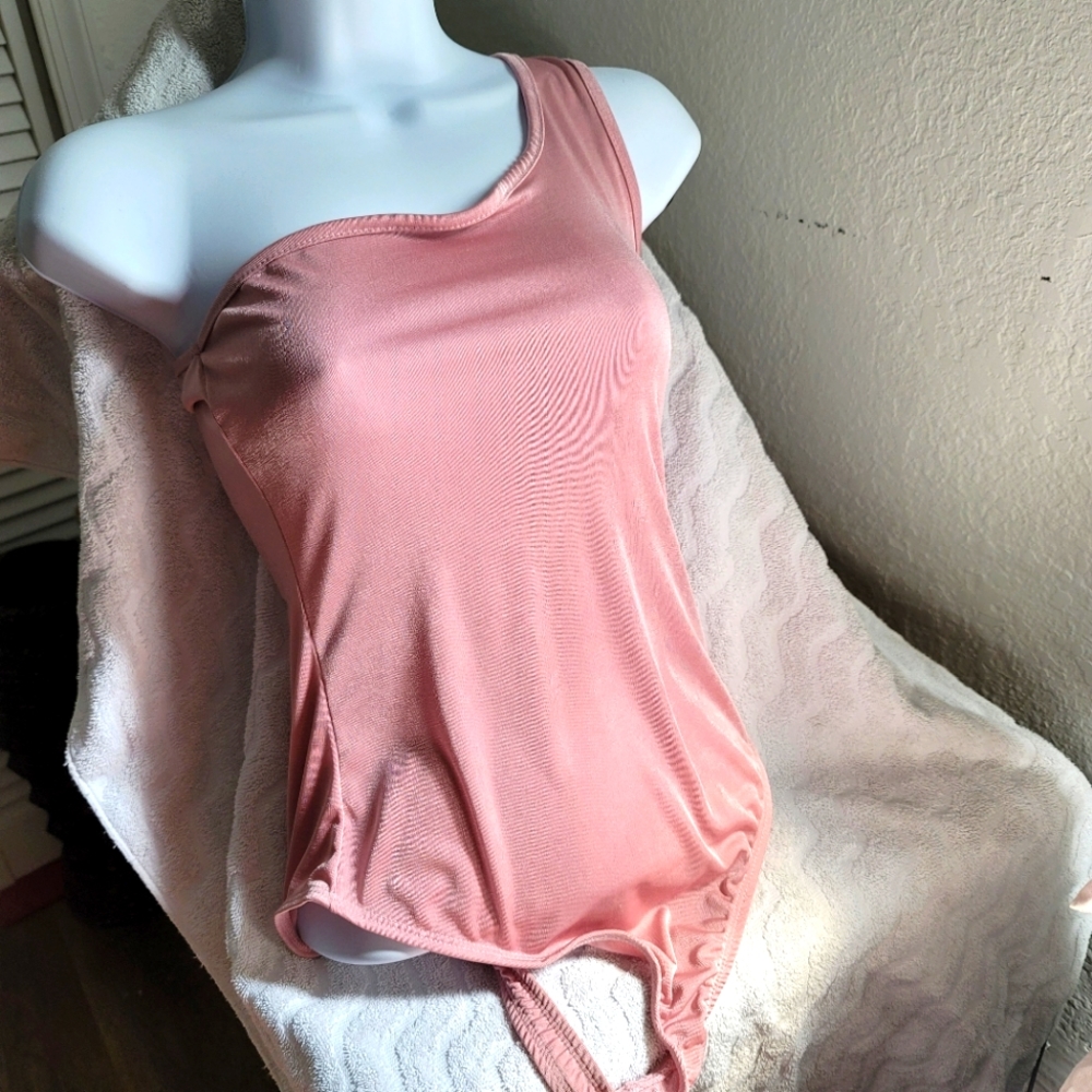 BODY//FOR CLOSET CLOSING ONLY - Picture 4 of 6
